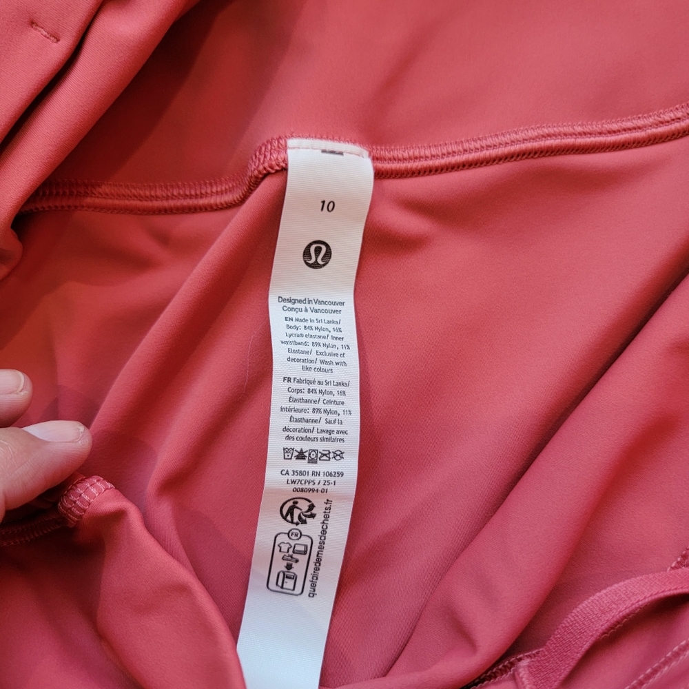 lululemon athletica Coral Bike Shorts - Picture 4 of 10